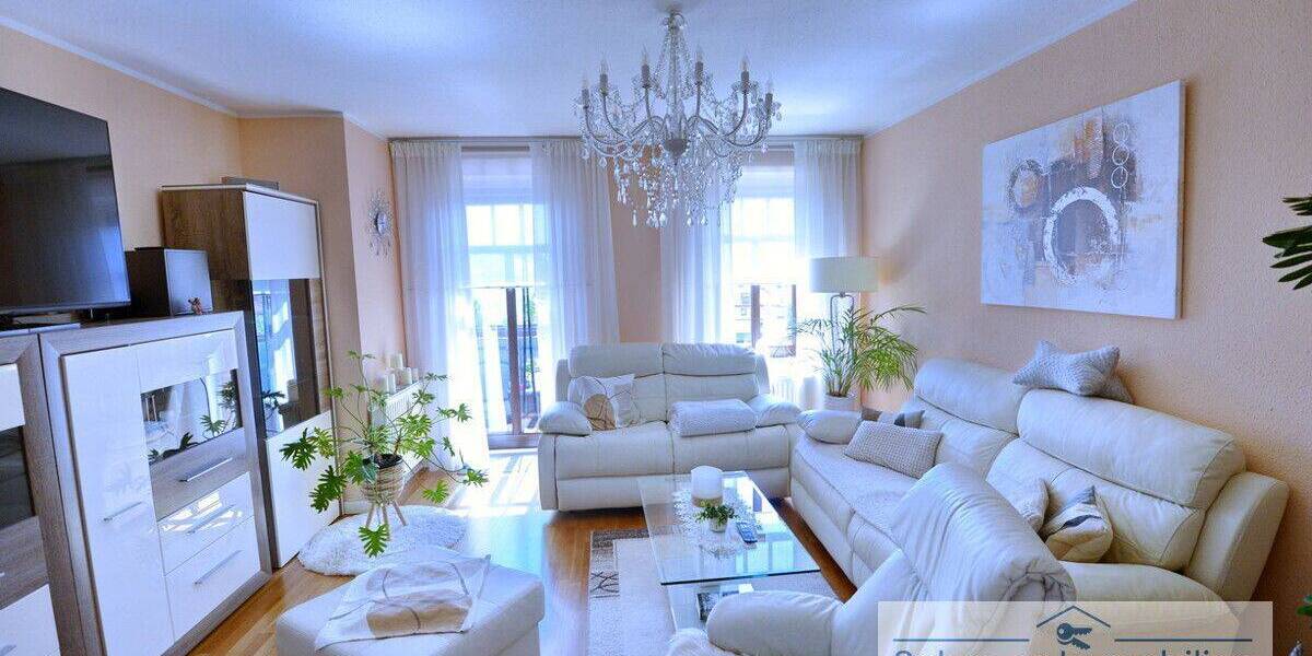 Etagenwohnung Meerane - 3 Zimmer, 84 m&sup2;, 510&euro; | Angebot:26879089