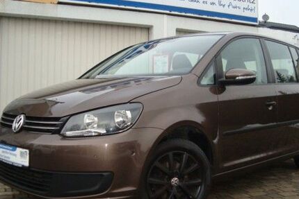 VW Touran 183.700 km 5.990 &euro; Bad Köstritz 07586