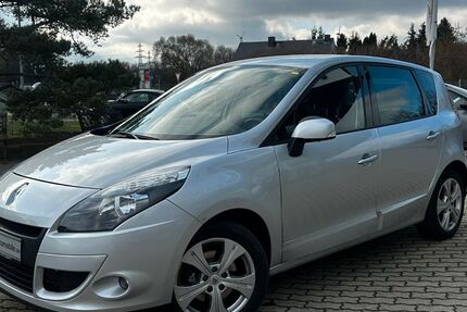 Renault Scenic 128.522 km 5.290 &euro; Zeitz 06712