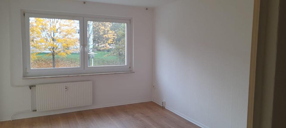 Etagenwohnung Gera Lusan - 1.5 Zimmer, 33 m&sup2;, 32.000&euro; | Angebot:26020073