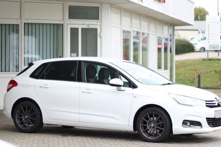 Citroen C4 111.500 km 8.980 € Naumburg/S. + 06667 Weißenfels + 06618 Schönburg 06618