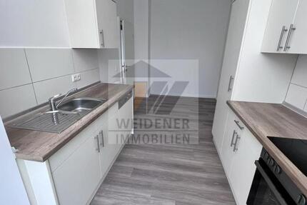 stylische 4 R.-Whg. mit Balkon & Wanne und moderne Einbauküchen in Pforten! 4 zimmer