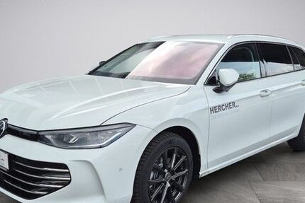 VW Passat 9.389 km 40.990 € Zwickau 08056