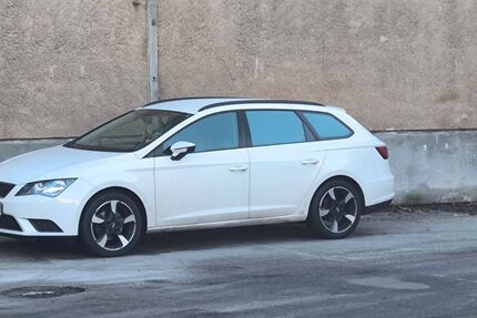 Seat Leon 119.528 km 8.990 € Zwickau 08064