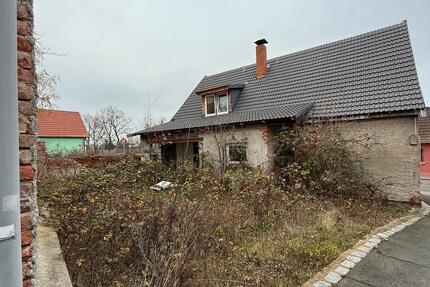 Großes Grundstück inklusive Haus zum Ausbau Nähe Leipzig zimmer