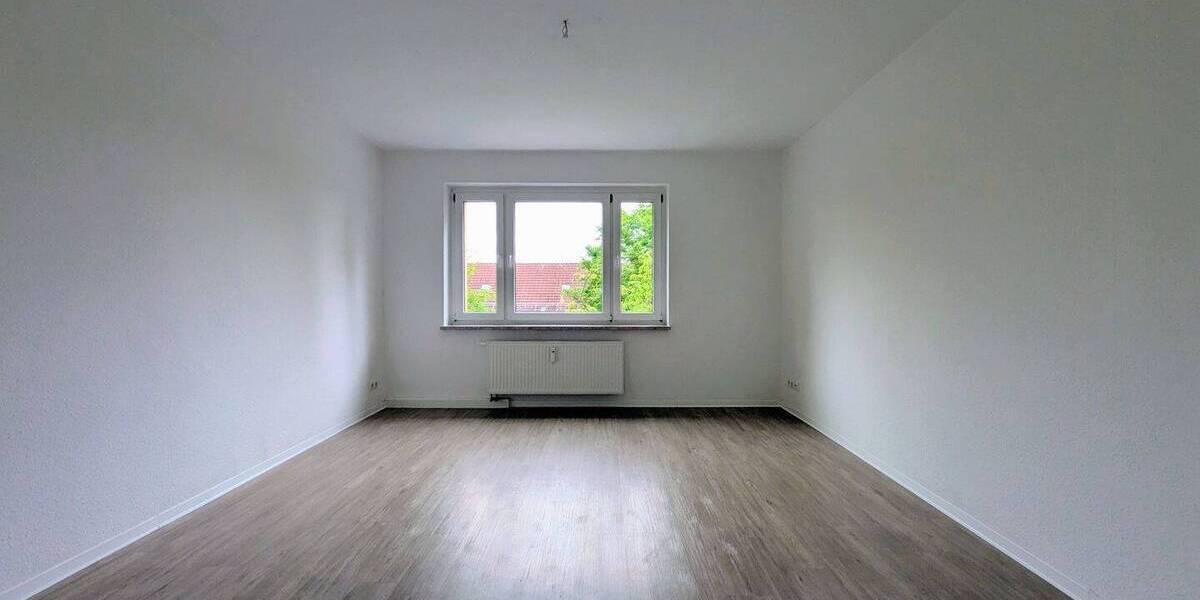 Etagenwohnung Gera Bieblach - 4 Zimmer, 109 m&sup2;, 860&euro; | Angebot:26858988