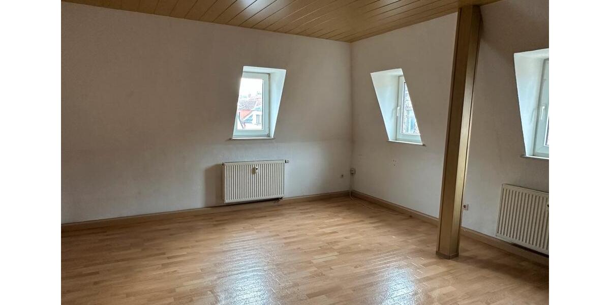 Mehrfamilienhaus, Wohnhaus Crimmitschau - 13 Zimmer, 240 m&sup2;, 45.000&euro; | Angebot:25961759
