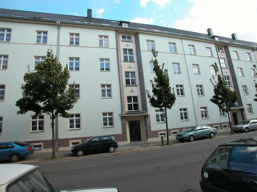 Wohnung zum Mieten in Zwickau 550 € 94.19 m²