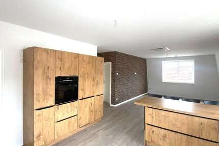 Wohnung Crossen - 4 Zimmer, 126 m&sup2;, 1.350&euro; | Angebot:25541938