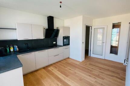 Wohnung Zeulenroda-Triebes Triebes - 4 Zimmer, 120 m&sup2;, 980&euro; | Angebot:27637997