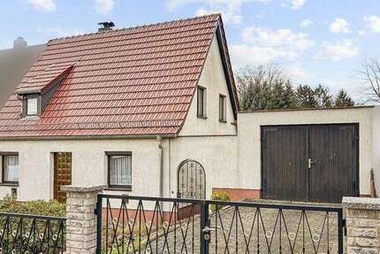 Haus zum Kaufen in Altenburg 94.000 € 80 m² 6 zimmer