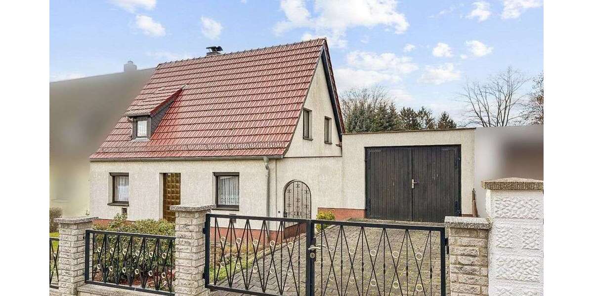 Haus zum Kaufen in Altenburg 94.000 € 80 m² 6 zimmer