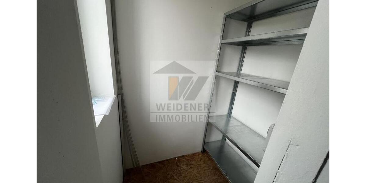 Moderne 3 Raum-Wohnung mit stylischem Bad mit Fenster, Dusche und Wanne. 3 zimmer