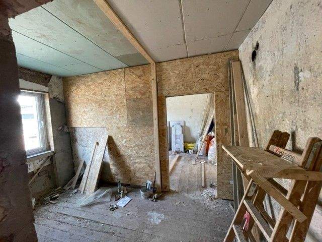 Mehrfamilienhaus, Wohnhaus Teuchern - 1 Zimmer, 280 m&sup2;, 45.000&euro; | Angebot:25771897