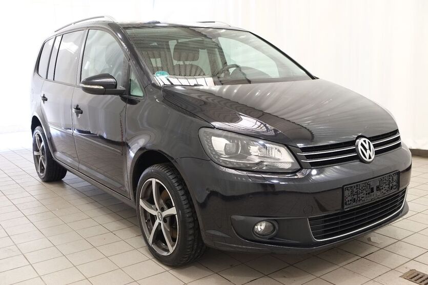 VW Touran 161.600 km 7.891 € Greiz 07973