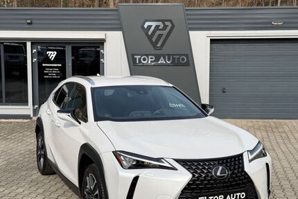 Lexus UX 56.567 km 28.899 &euro; Weida 07570