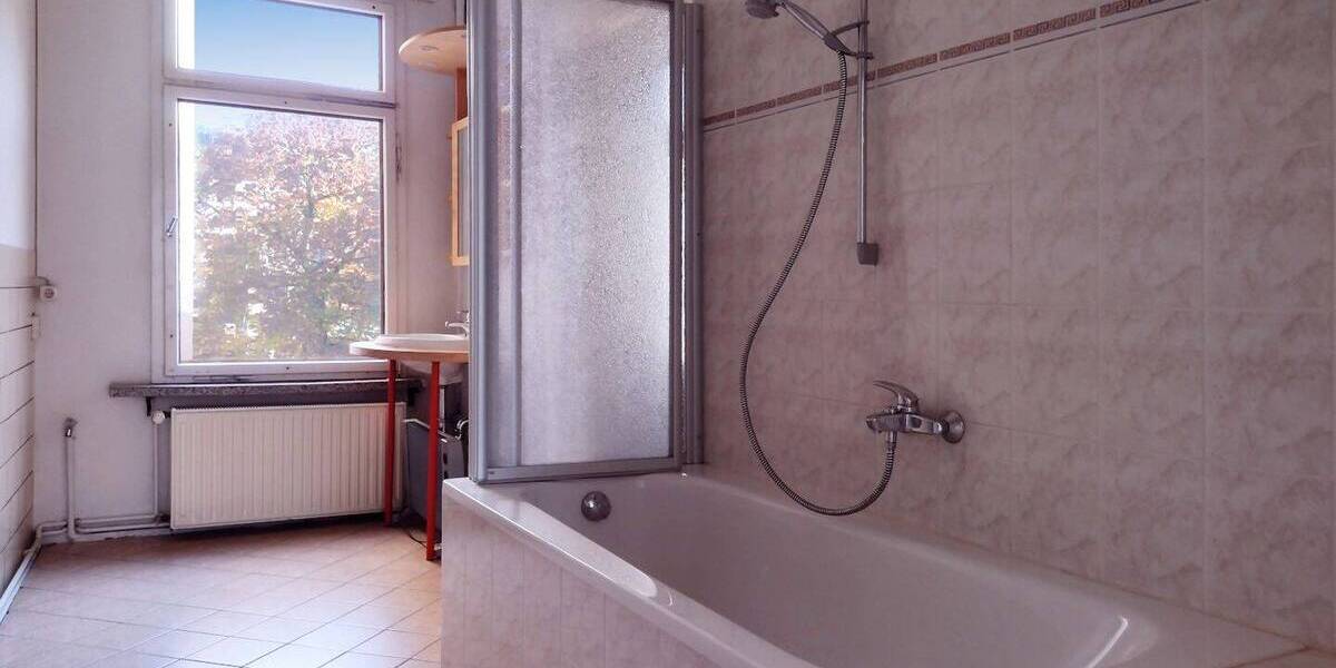 Etagenwohnung Greiz Irchwitz - 4 Zimmer, 128 m&sup2;, 520&euro; | Angebot:26851230