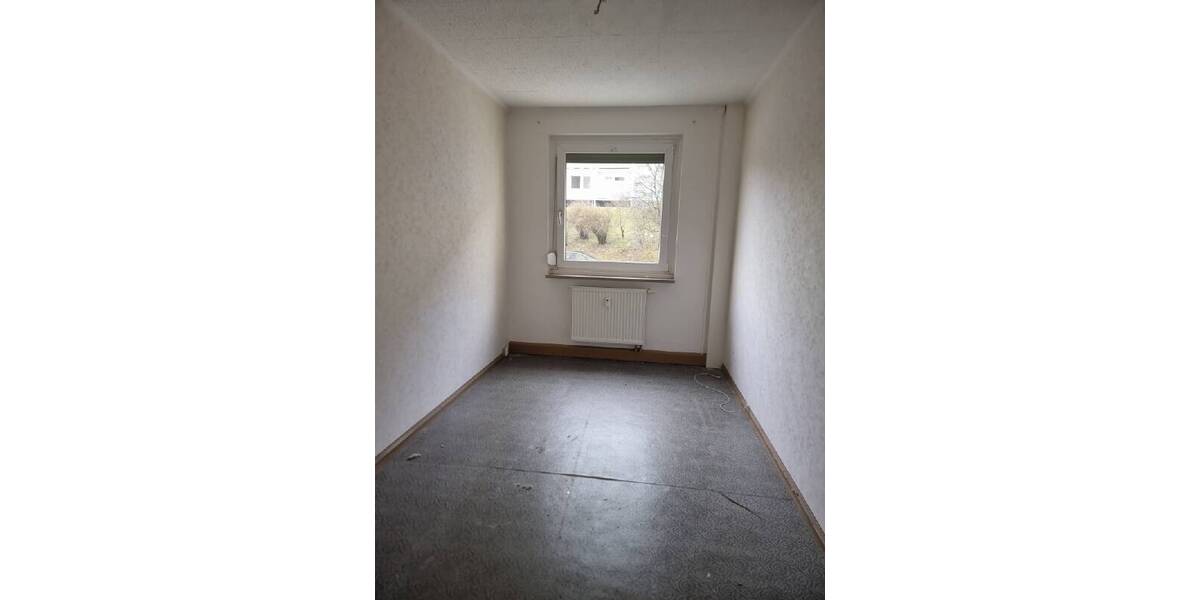 Etagenwohnung Crimmitschau - 3 Zimmer, 69 m&sup2;, 27.000&euro; | Angebot:26081046