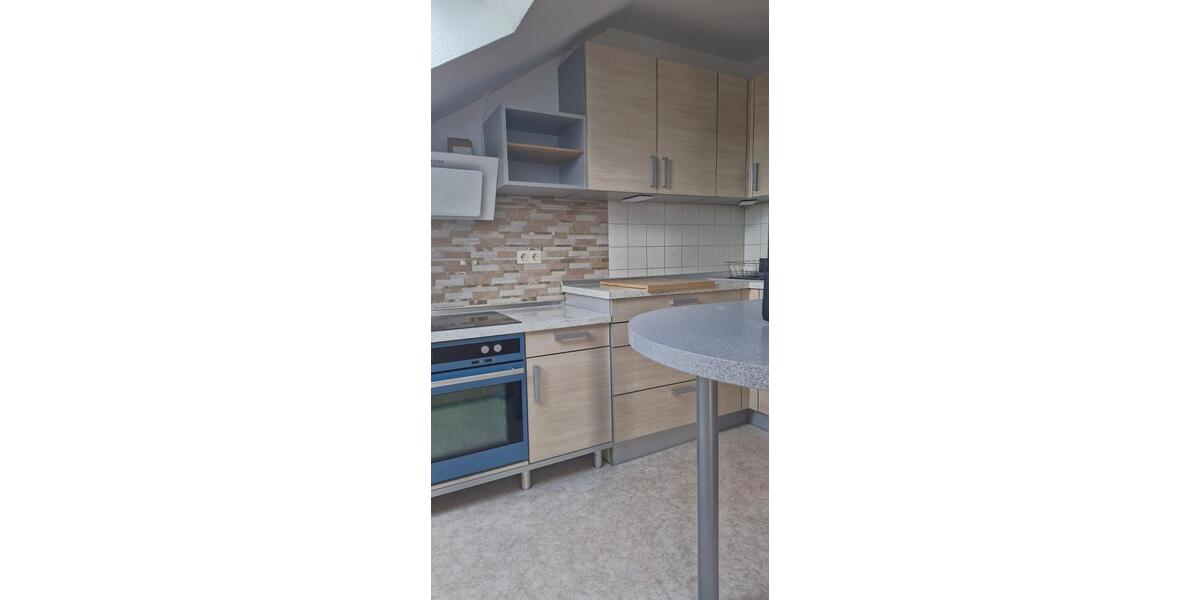 Dachgeschoßwohnung Gera Alt-Bieblach - 1.5 Zimmer, 47 m&sup2;, 240&euro; | Angebot:25419120