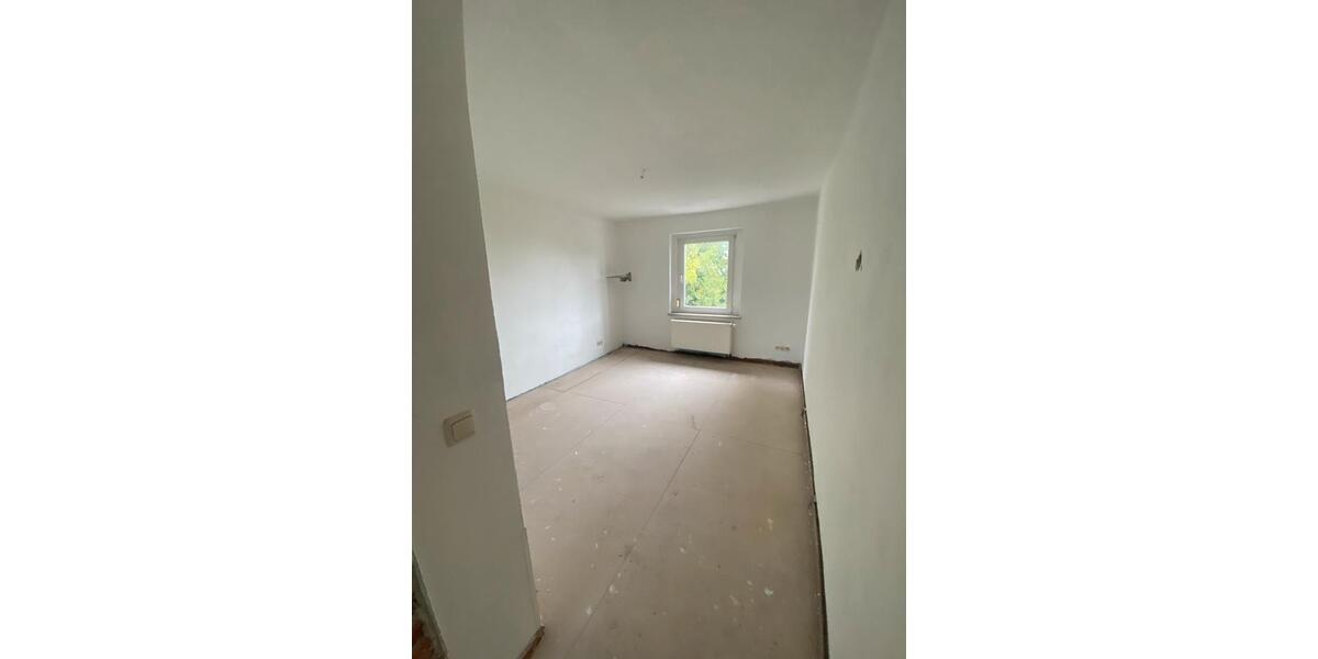 Doppelhaushälfte Teuchern - 7 Zimmer, 120 m&sup2;, 115.000&euro; | Angebot:27261997