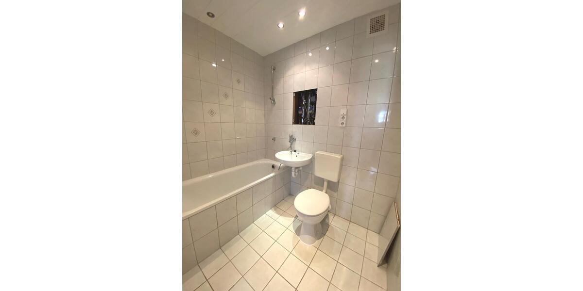 Etagenwohnung Gera Lusan - 2 Zimmer, 54 m&sup2;, 290&euro; | Angebot:26084172