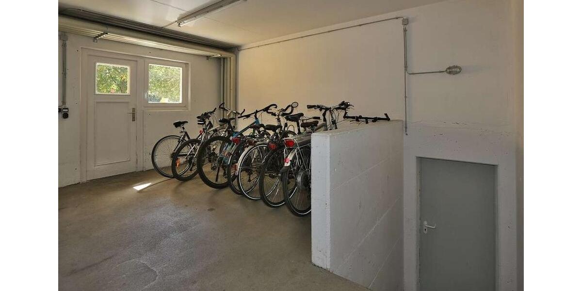 Erdgeschoßwohnung Gera Alt-Bieblach - 2 Zimmer, 63 m&sup2;, 380&euro; | Angebot:26181158