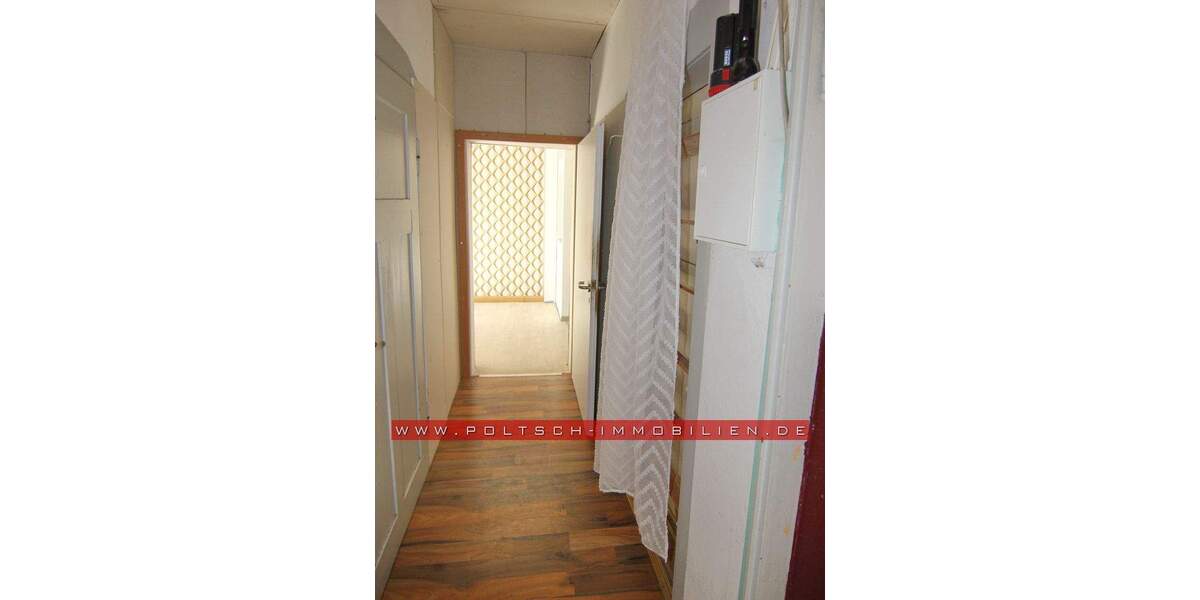 Einfamilienhaus Weida - 4 Zimmer, 121 m&sup2;, 89.000&euro; | Angebot:25747517