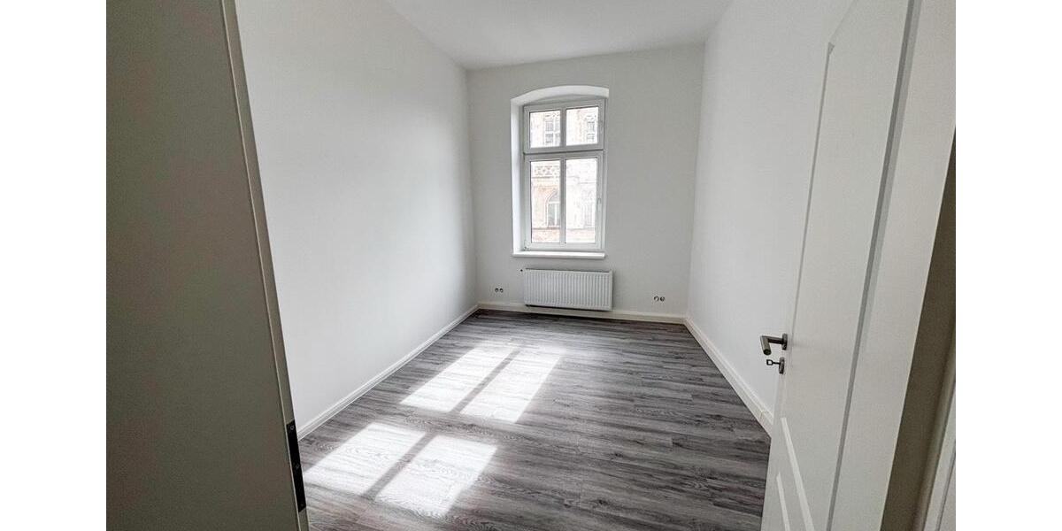 Etagenwohnung Gera - 3 Zimmer, 97 m&sup2;, 800&euro; | Angebot:26669562