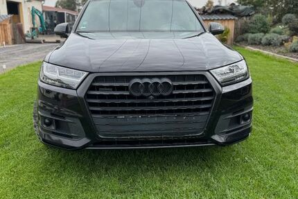 Audi Q7 193.000 km 31.000 € Weida 07570