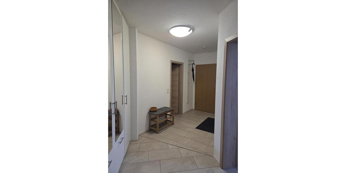 Hochparterre Gera Alt-Bieblach - 3 Zimmer, 83 m&sup2;, 165.000&euro; | Angebot:26588585