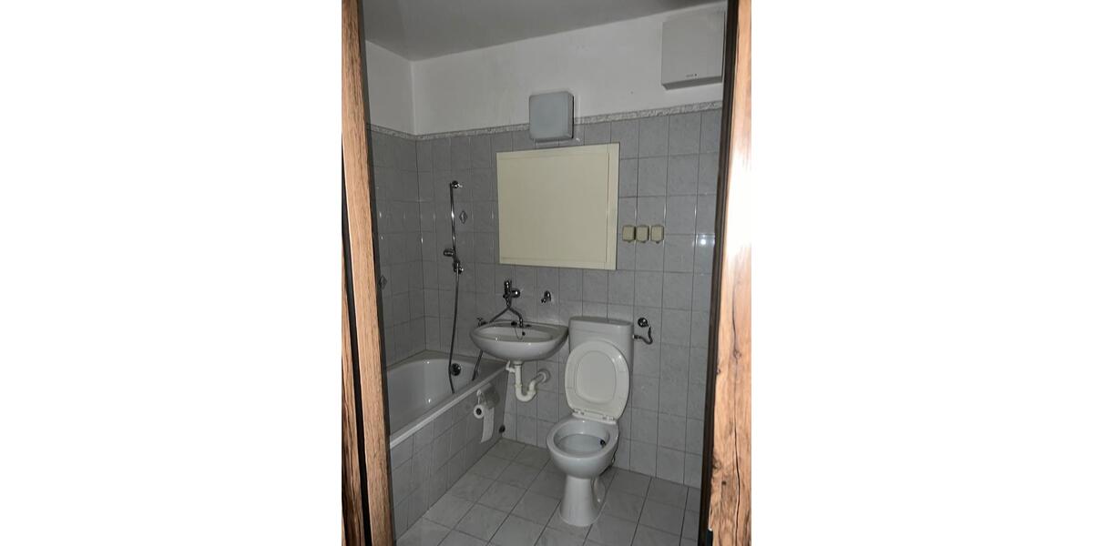 Etagenwohnung Gera Lusan - 3 Zimmer, 88 m&sup2;, 110.000&euro; | Angebot:27673089