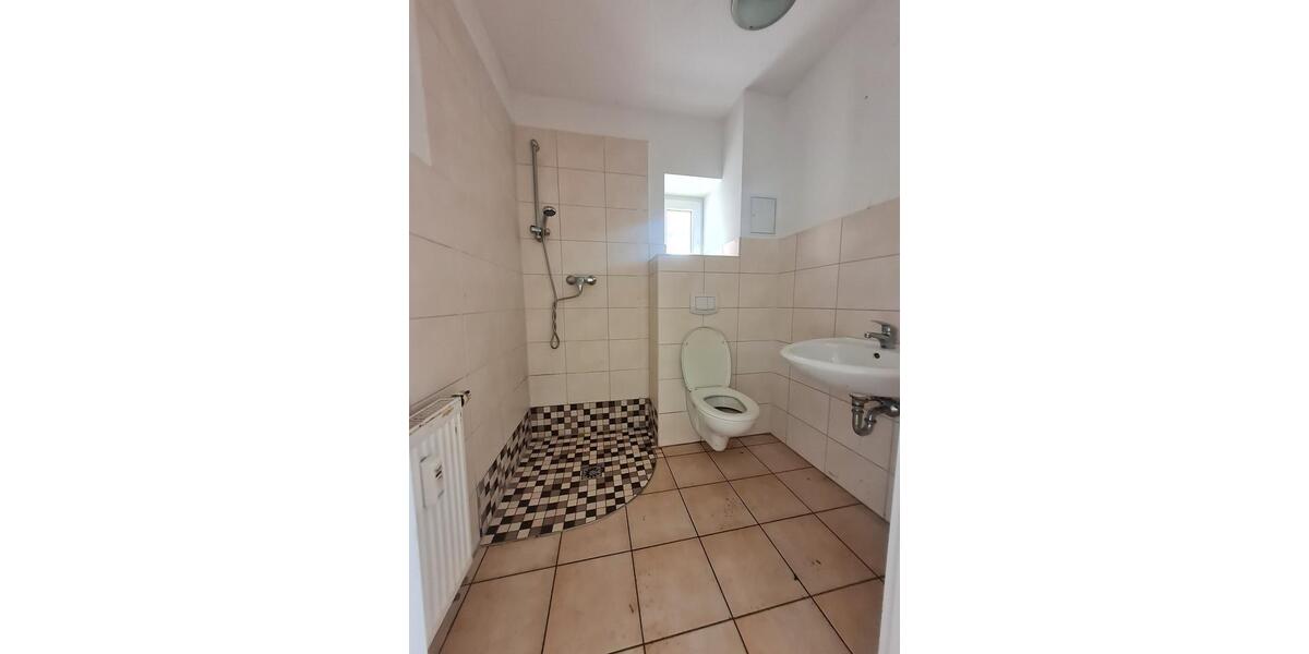 Erdgeschoßwohnung Gera - 1 Zimmer, 26 m&sup2;, 235&euro; | Angebot:26443131