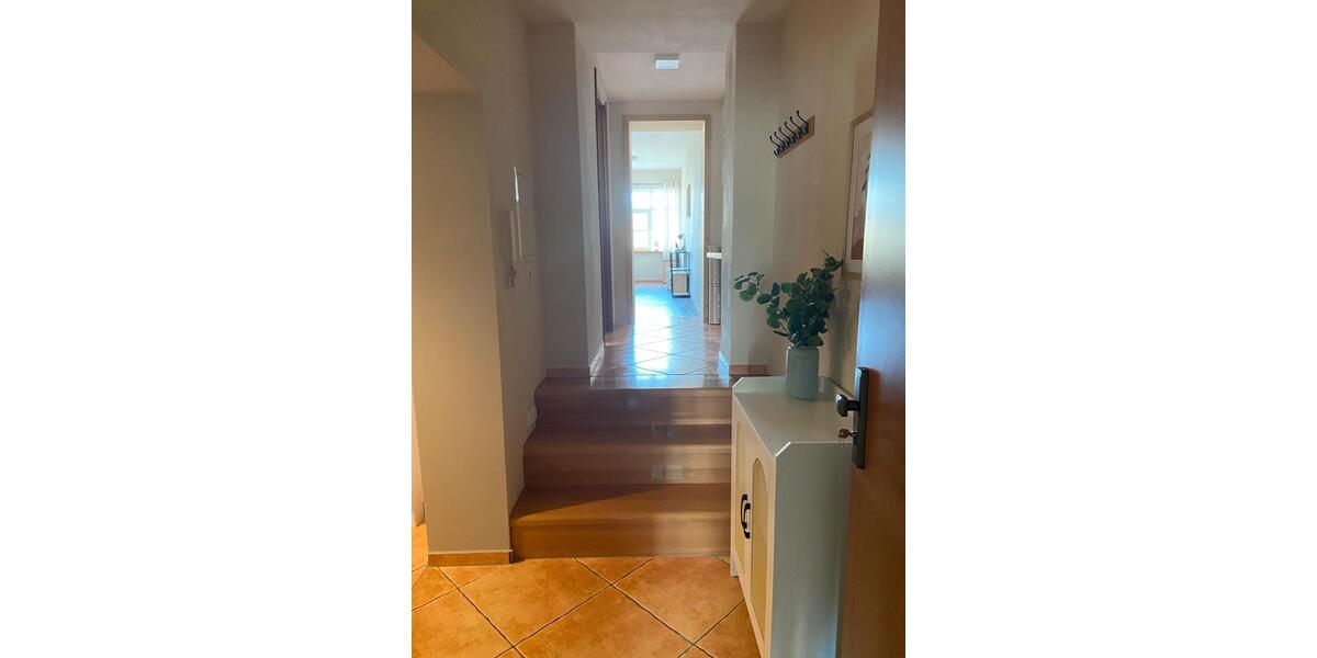 Etagenwohnung Gera Debschwitz - 2 Zimmer, 55 m&sup2;, 670&euro; | Angebot:25369396