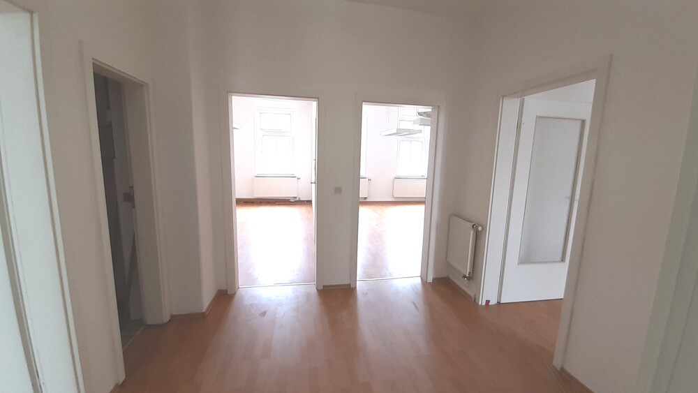 3-Zimmer-Wohnung 2. oder 3. OG, neu saniert, in ruhigem Wohnviertel Gera-Süd - Etagenwohnung Gera | Angebot:14517908