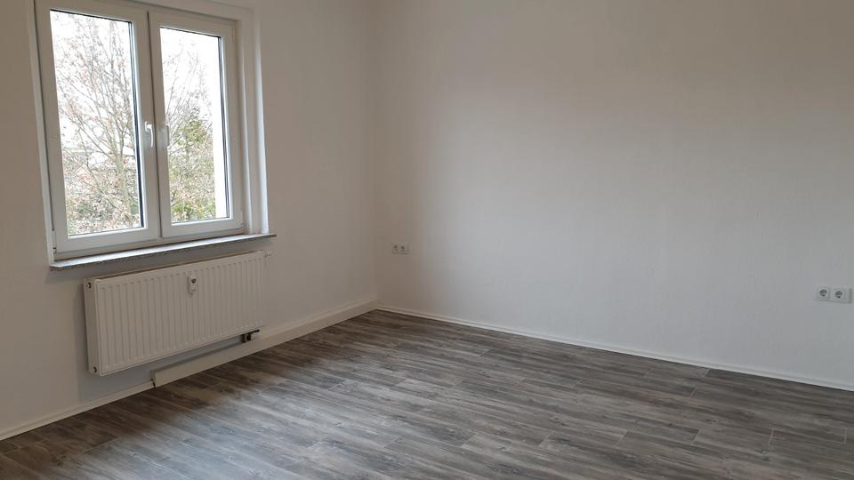 Etagenwohnung Crimmitschau - 2 Zimmer, 50 m&sup2;, 340&euro; | Angebot:26017052