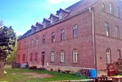 Haus Teuchern - 21 Zimmer, 520 m&sup2;, 135.000&euro; | Angebot:21129829
