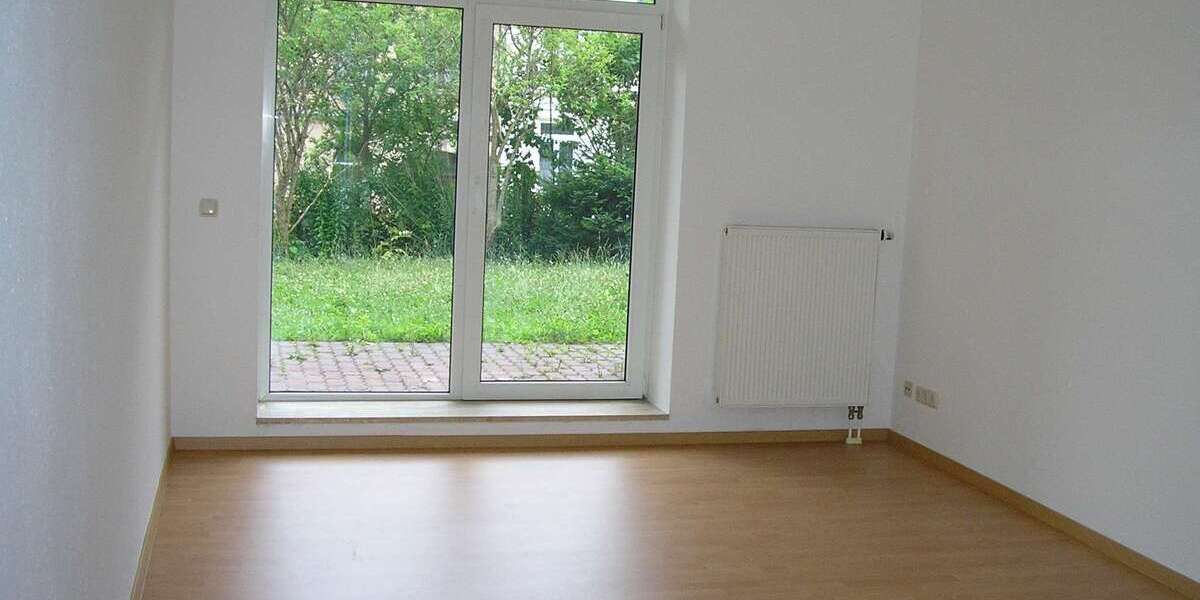 Etagenwohnung Werdau Werdau, Stadt - 2 Zimmer, 61 m&sup2;, 39.900&euro; | Angebot:23109792