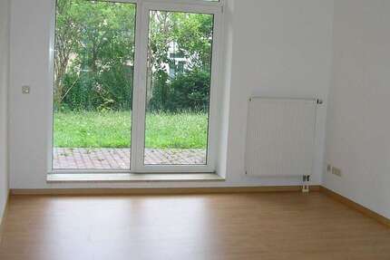 Wohnung zum Kaufen in Werdau 39.900 € 61.21 m² 2 zimmer