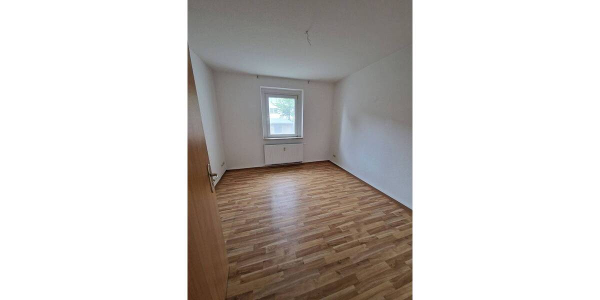 Etagenwohnung Gera Liebschwitz - 3 Zimmer, 59 m&sup2;, 310&euro; | Angebot:26542760