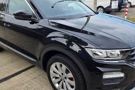 VW T-Roc 41.283 km 19.890 € Zwickau 08058