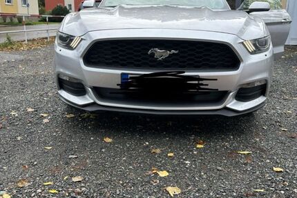 Ford Mustang 108.000 km 21.850 € Zwickau 08058