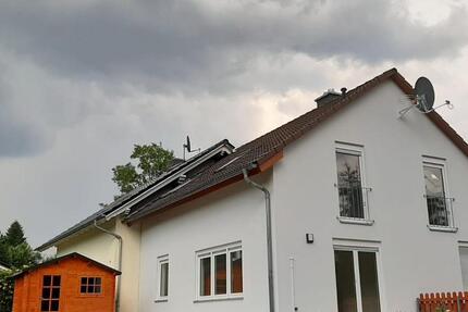 Haus Greiz - 5 Zimmer, 160 m&sup2;, 1.300&euro; | Angebot:24640736