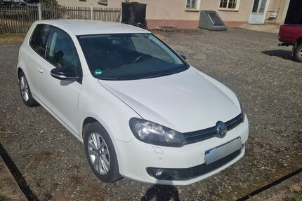VW Golf 94.213 km 7.799 € Brahmenau 07554