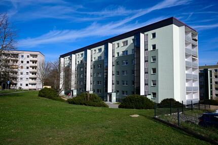 Wohnung Crimmitschau - 3 Zimmer, 56 m&sup2;, 366&euro; | Angebot:25418320