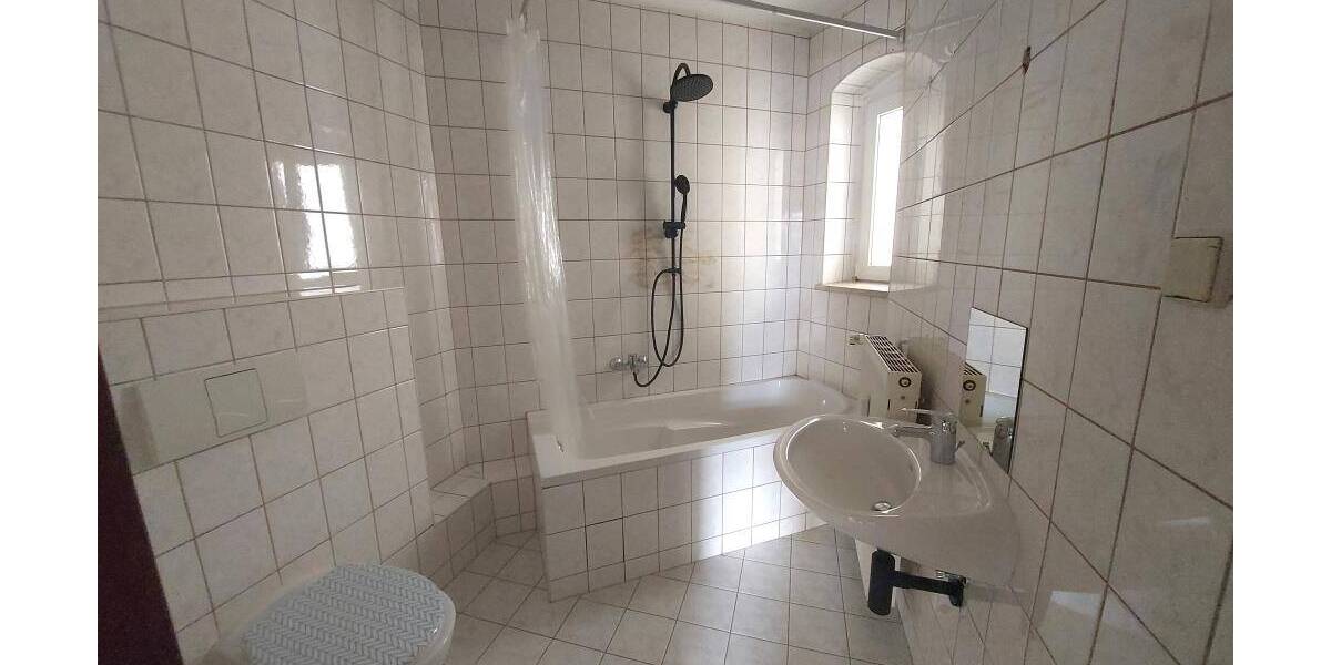 Etagenwohnung Gera Debschwitz - 3 Zimmer, 67 m&sup2;, 380&euro; | Angebot:26170381