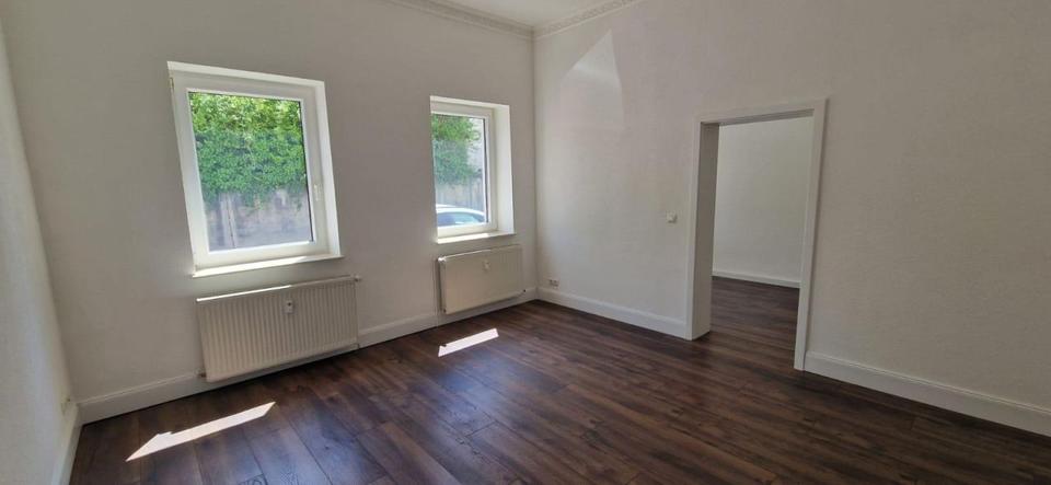 Erdgeschoßwohnung Meerane - 3 Zimmer, 68 m&sup2;, 405&euro; | Angebot:26676967
