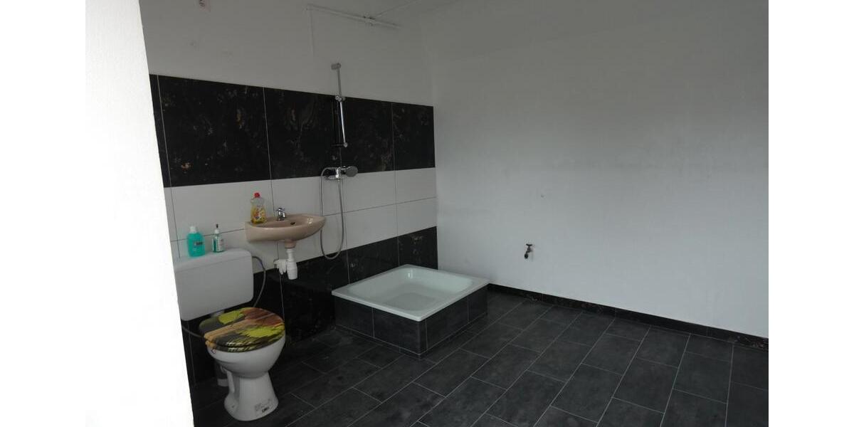 Einfamilienhaus Zeitz Theißen - 4 Zimmer, 200 m&sup2;, 220.000&euro; | Angebot:27142900