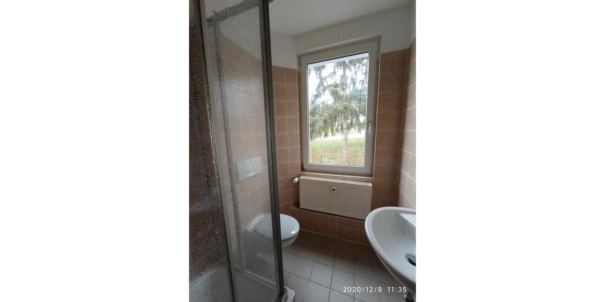 Etagenwohnung Schmölln - 2 Zimmer, 37 m&sup2;, 235&euro; | Angebot:26268427