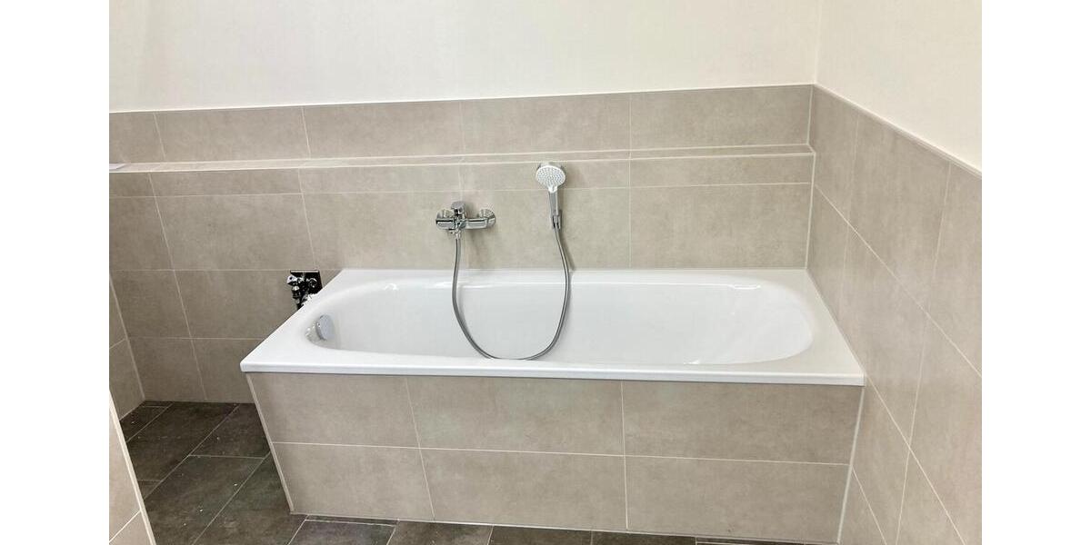 Etagenwohnung Gera Debschwitz - 4 Zimmer, 103 m&sup2;, 1.240&euro; | Angebot:23392818