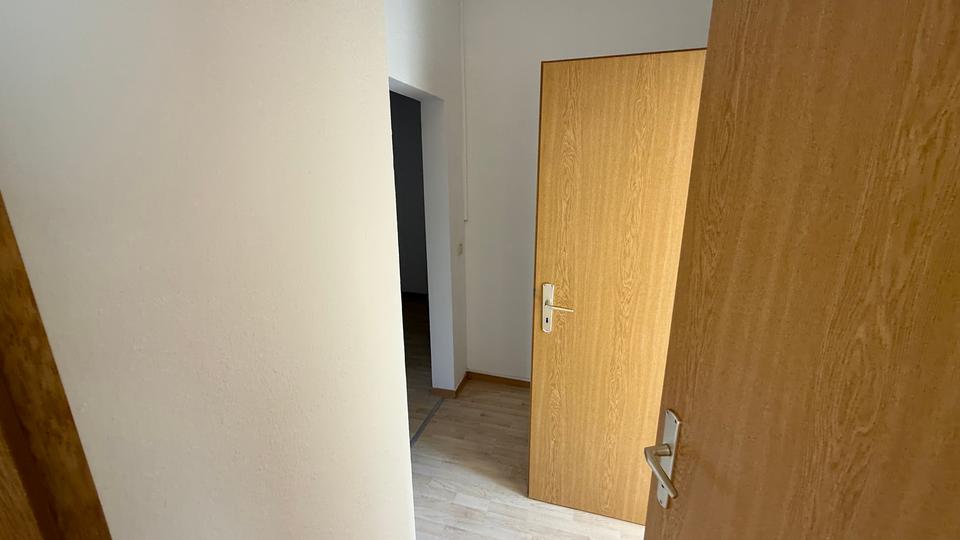 Etagenwohnung Greiz - 2 Zimmer, 44 m&sup2;, 230&euro; | Angebot:26462525